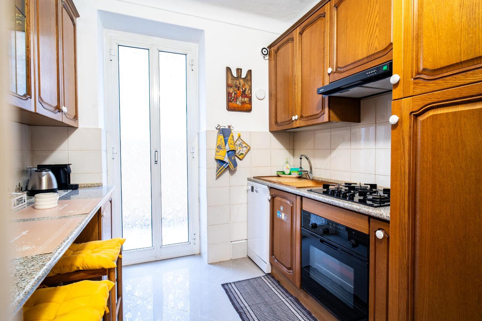 Casa Stefi Sunremo - Parcheggio Privato, 500 Mt Dalla Spiaggia Санремо Екстер'єр фото